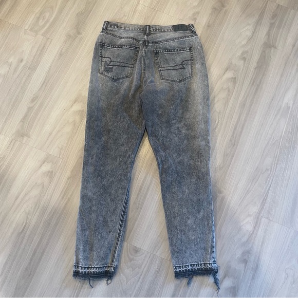 American Eagle ripped mom jeans black wash gray denim NWOT size 4R - Picture 5 of 13